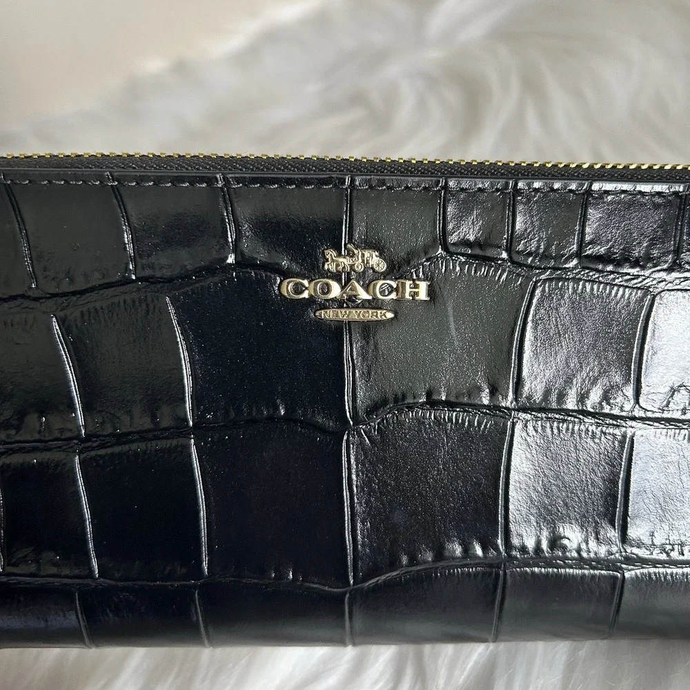 Coach CT083 Black Croc Embossed Leather Large Phone Wallet Wristlet NEW‎